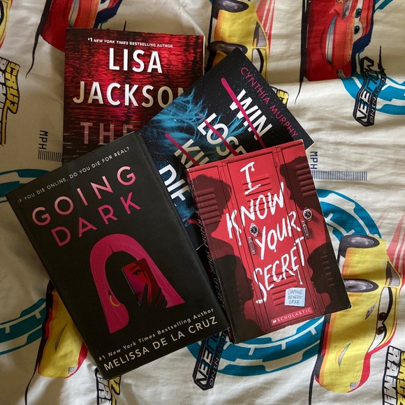 Book lot - Picture 1 of 1